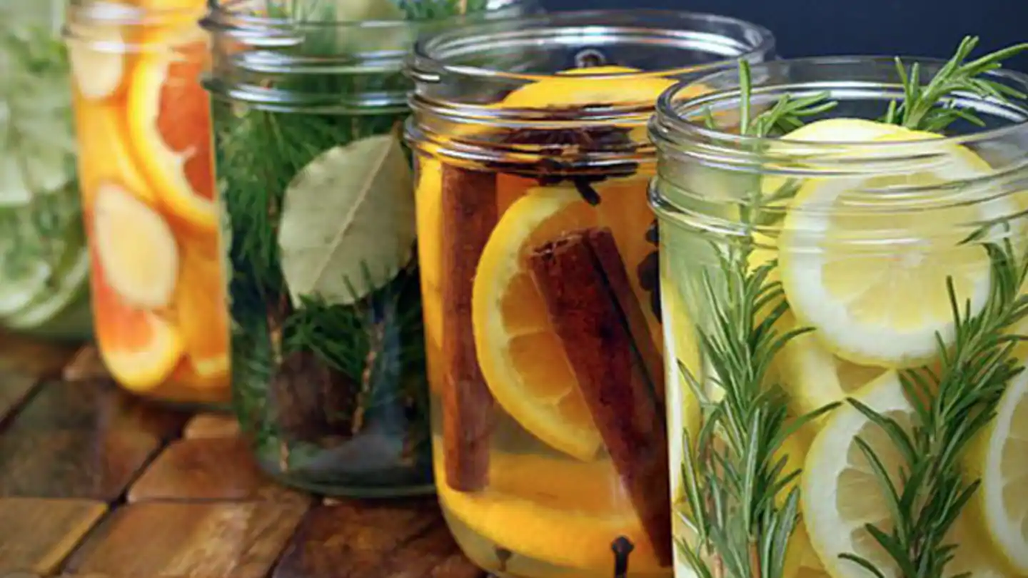 Pour water in unused jars, place aromatic things inside